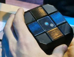 Read more about the article A digitális Rubik-kocka nagy sikert aratott Las Vegasban, a CES-en
